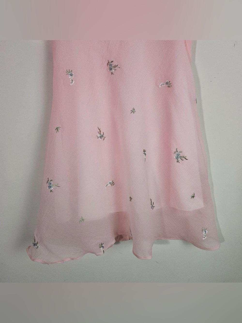 Dress - Picture 3 of 8